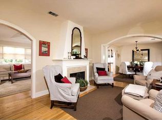 1098 Hygeia Ave, Encinitas, CA 92024