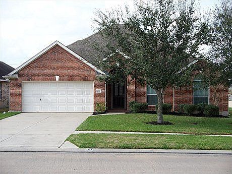 2nd image of 101 Ash Dr