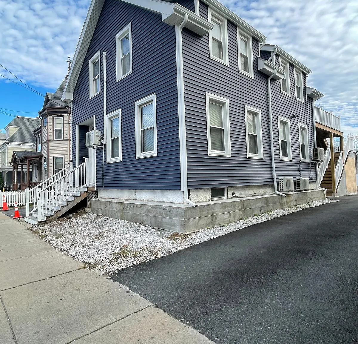 242 Essex St — Photo 1