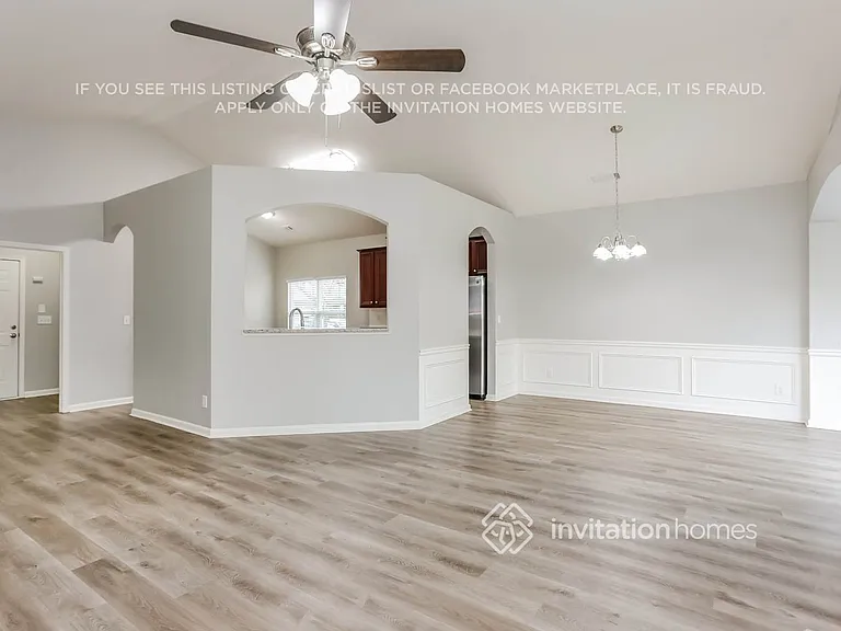 5058 Manning Dr — Photo 5