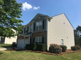 4704 Larkhaven Village Dr, Charlotte, NC 28215