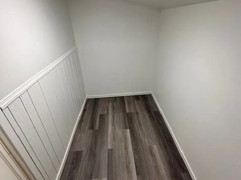 2598 Chris Ave — Photo 8