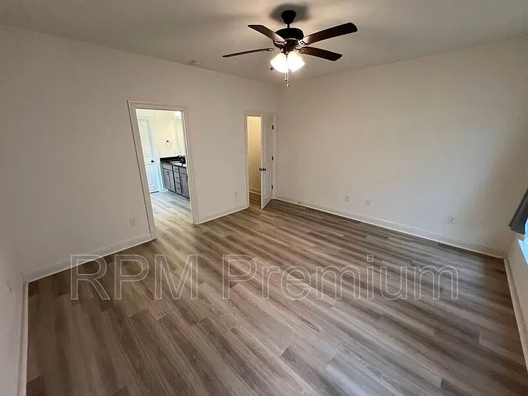 7108 Kenilworth Crossing Ave — Photo 15