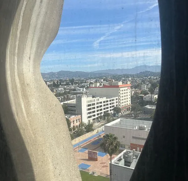 2404 Wilshire Blvd #10E — Photo 1