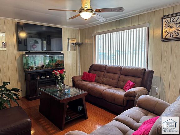 4th image of 240 Southland Dr
