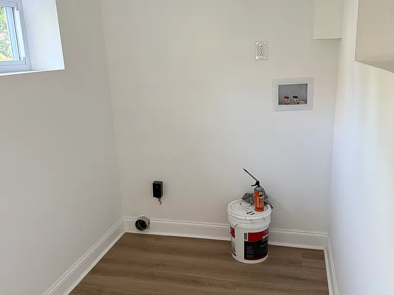 2235 N Van Pelt St — Photo 9