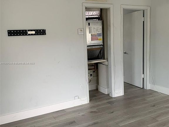 4th image of 8295 NE Miami Ct APT 6