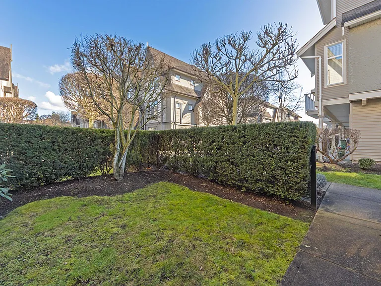 7288 Heather St #92 — Photo 4