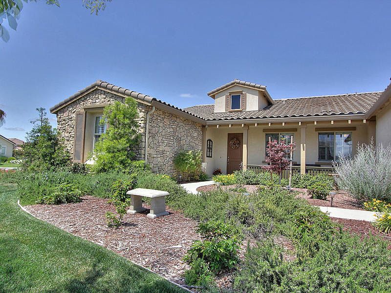 1st image of 1605 Martinez Way