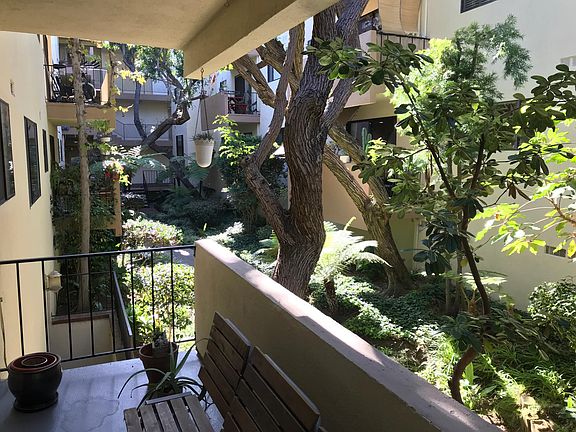 3rd image of 5000 S Centinela Ave APT 103