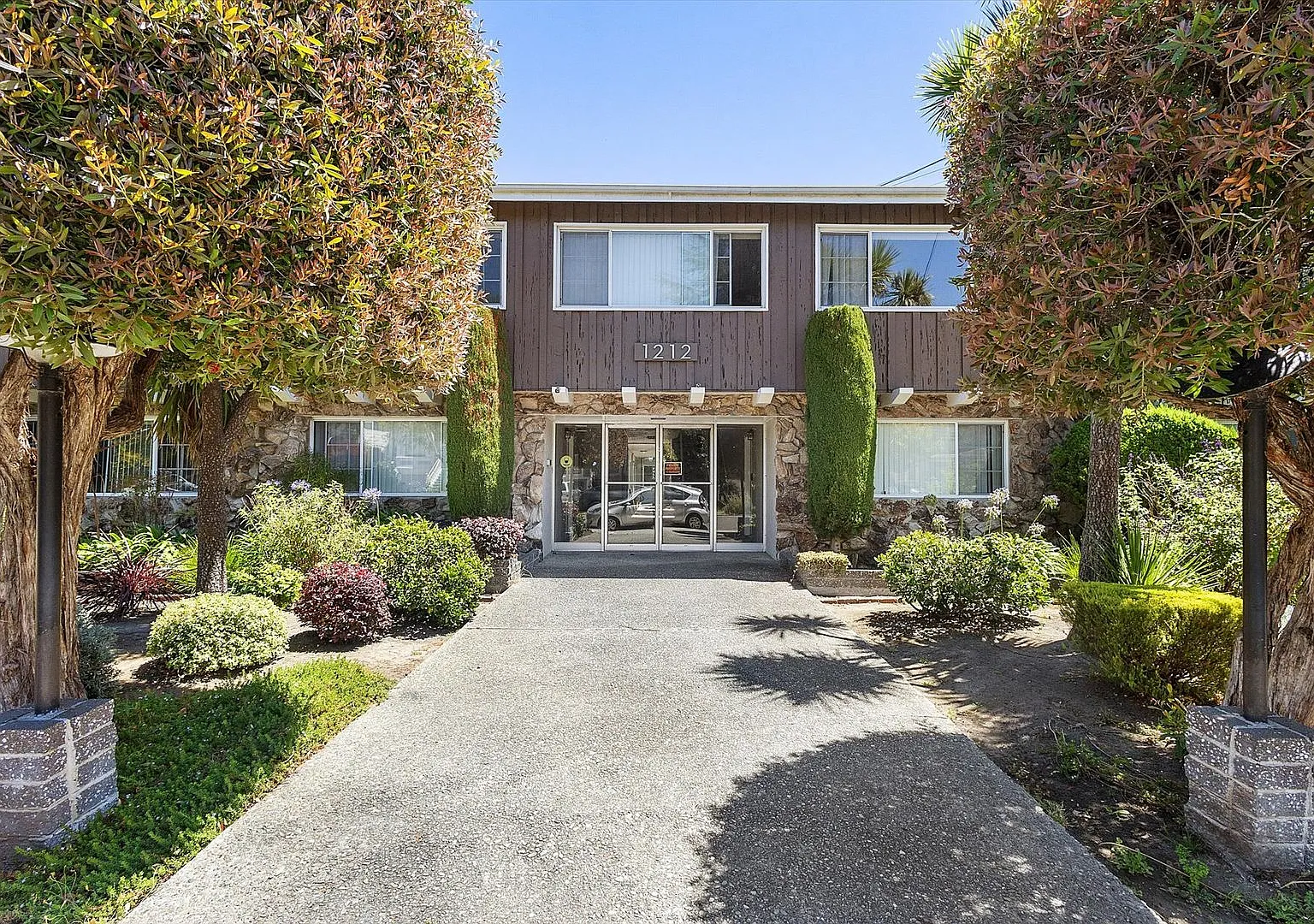 1212 Regent St #J - 2 bedroom | 1 bath — Photo 1