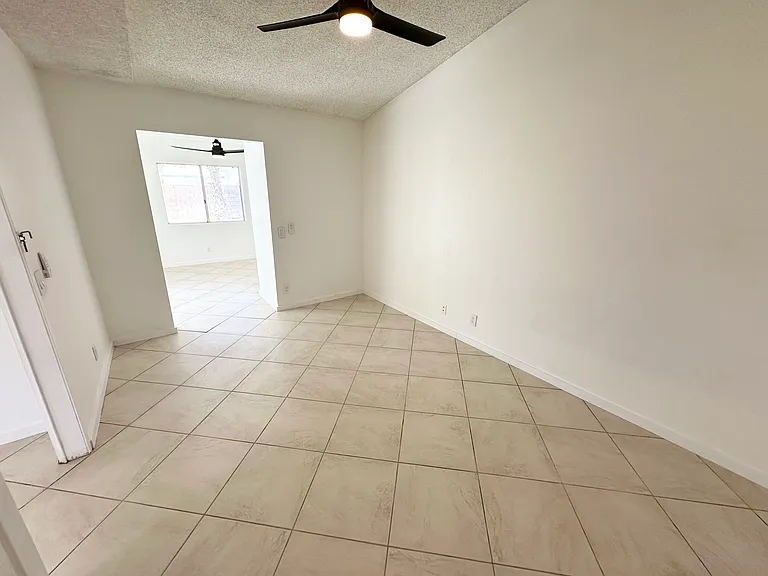 28821 Avenida Duquesa — Photo 15