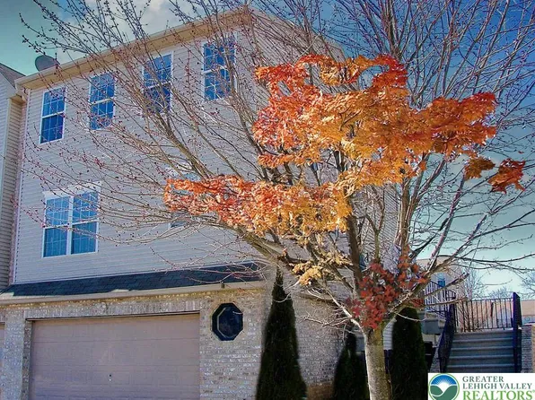 2609 Chestnut Ln, Easton, PA 18040