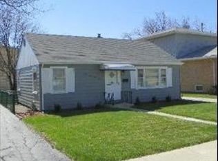 5145 State Rd #HSE, Burbank, IL 60459