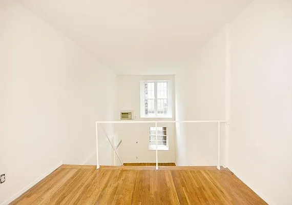 Rented by Buchbinder & Warren | media 16