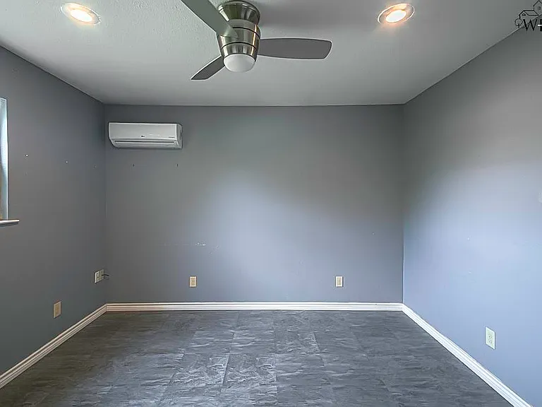2905 S Bandera Dr — Photo 13