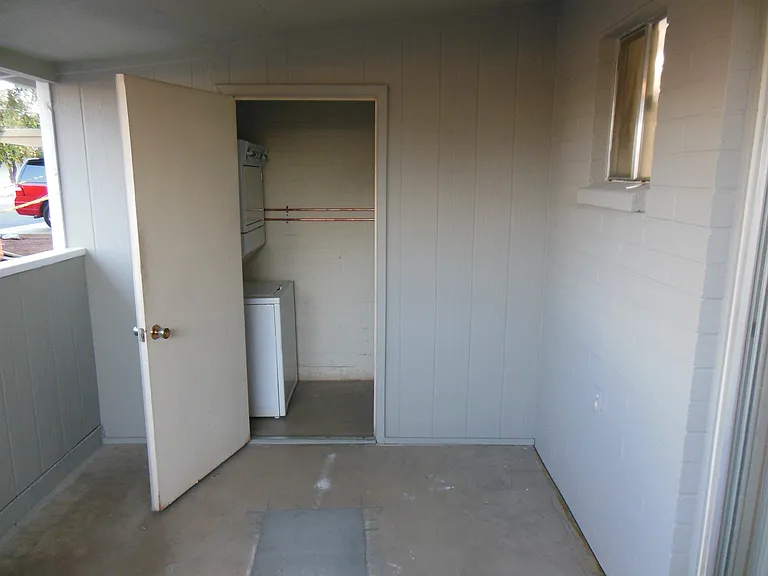 315 N Higley Rd — Photo 5