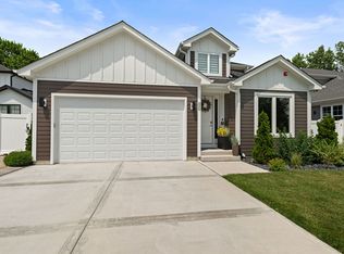 550 Francesca Ln, Roselle, IL 60172