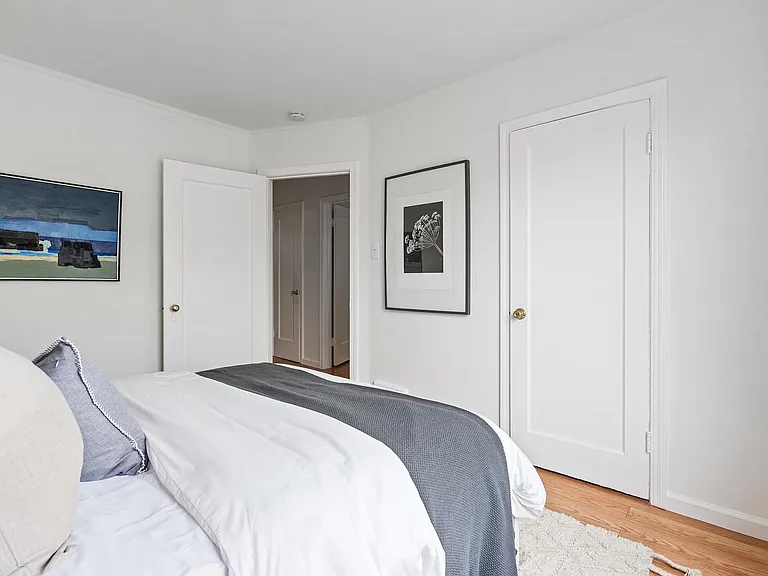 196 Jules Ave — Photo 30