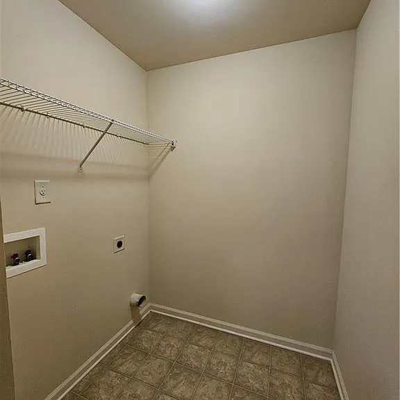 3155 Stonecrest Dr — Photo 18