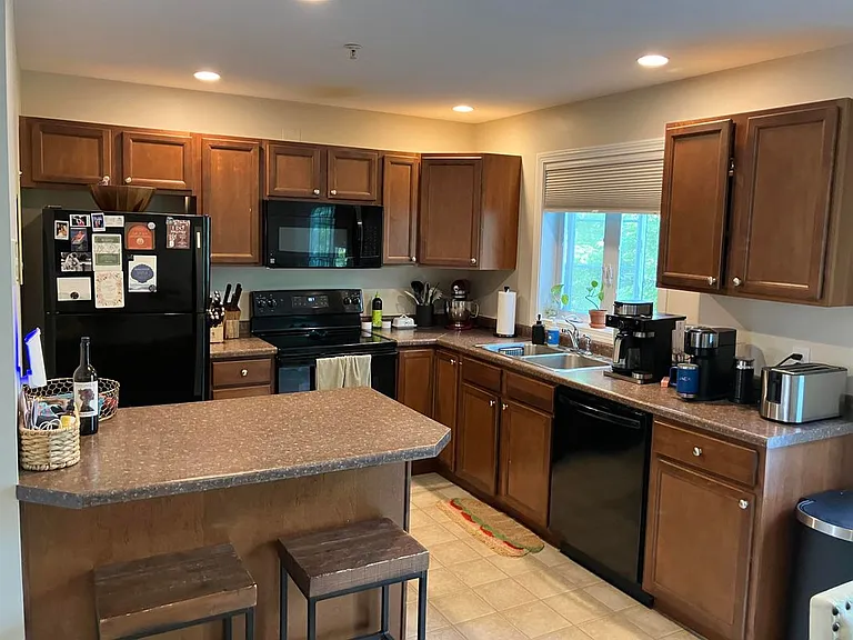 6 Harvest Dr — Photo 3