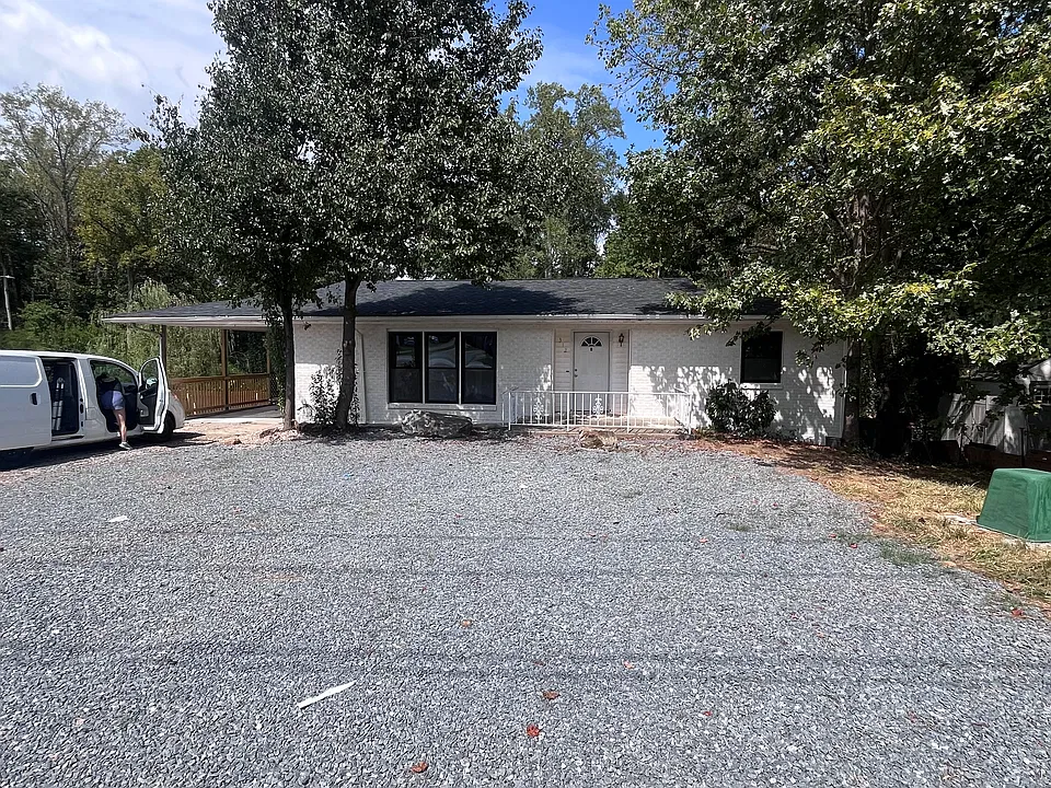 312 Davis Park Rd #D