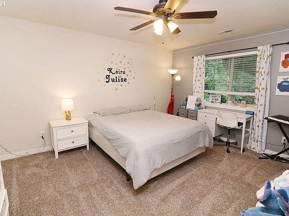 4th image of 4517 NE 91st Way