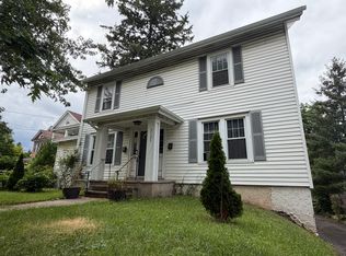2129 James St #2, Syracuse, NY 13206