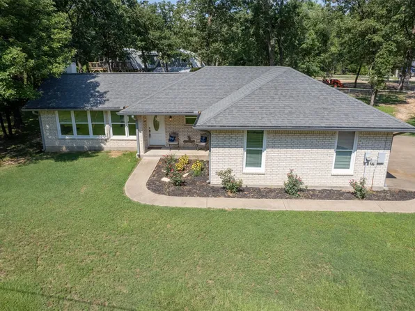210 Lakeview Dr, Trinidad, TX 75163