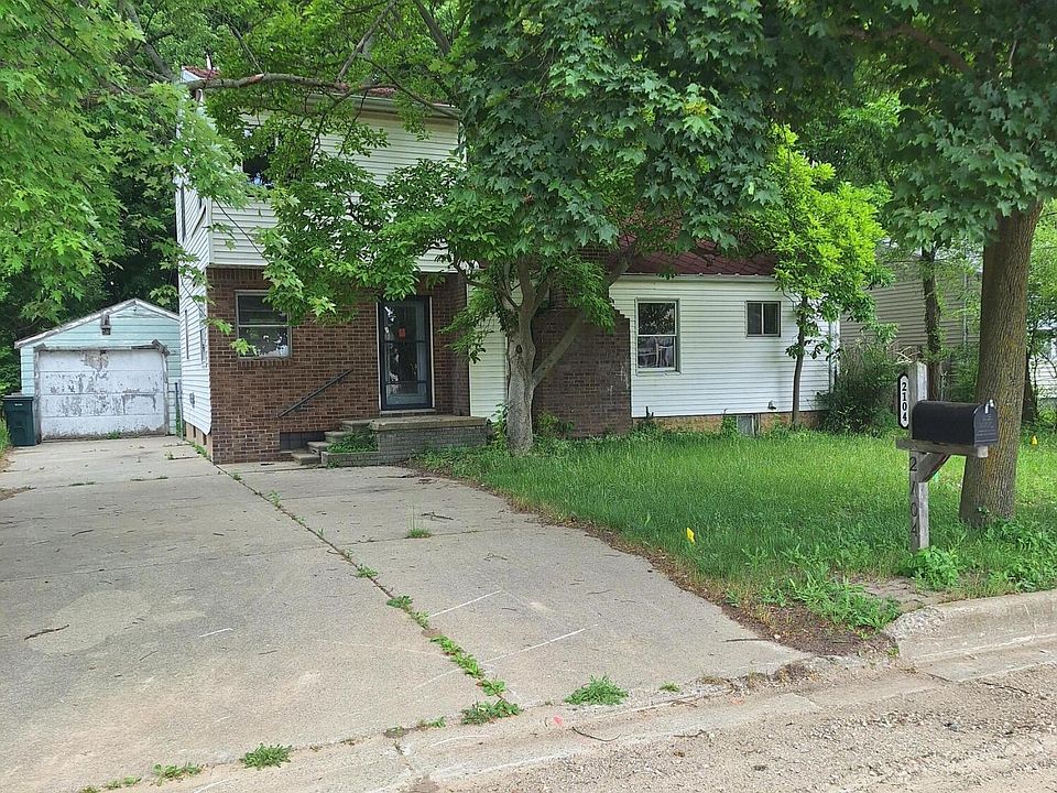 1st image of 2104 Melvin Ct