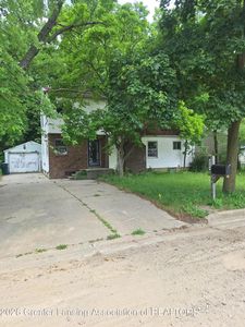 2104 Melvin Ct, Lansing, MI, 48917