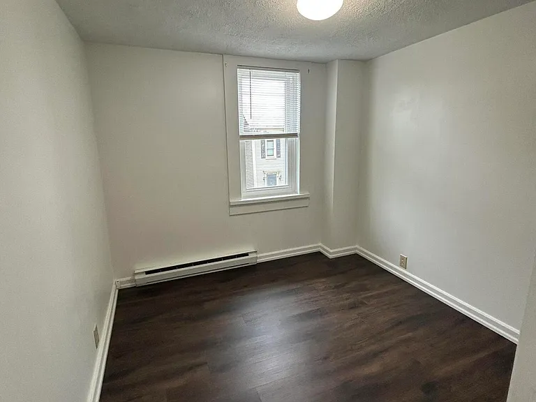 533 Chestnut St #2 — Photo 8