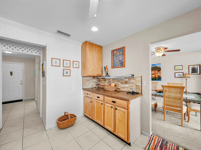 13540 Stratford Place Cir #202 — Photo 5