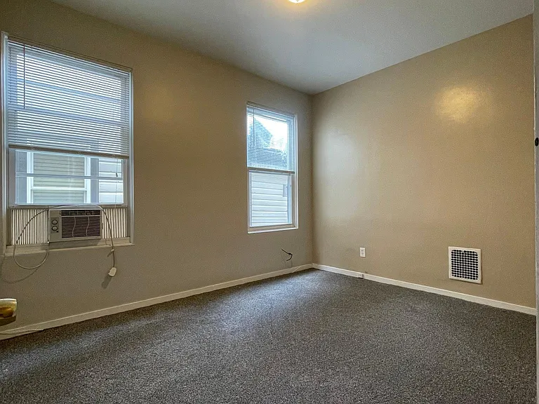 714 Ivy St #2 — Photo 10