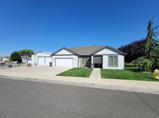 315 S Quay St, Kennewick, WA 99336