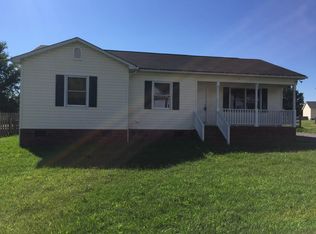 327 Valley Glenn Ct NW, Concord, NC 28027