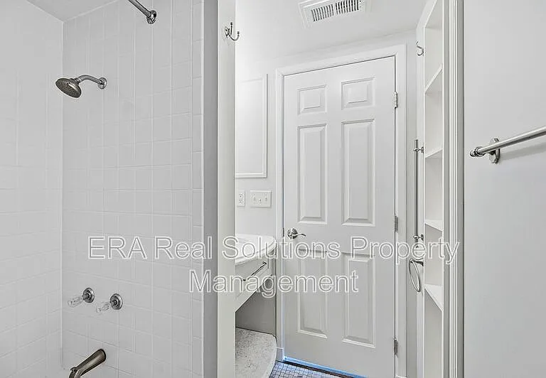 255-257 Loraine Ave #5 — Photo 21