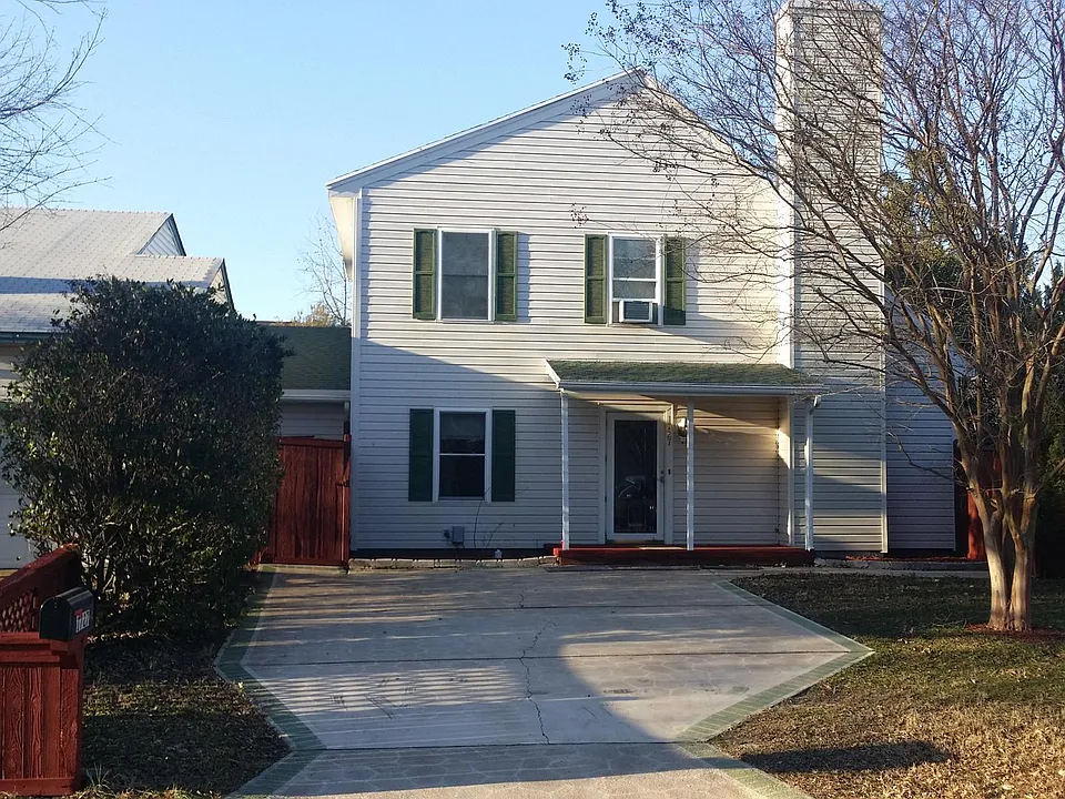 1727 Dylan Dr
