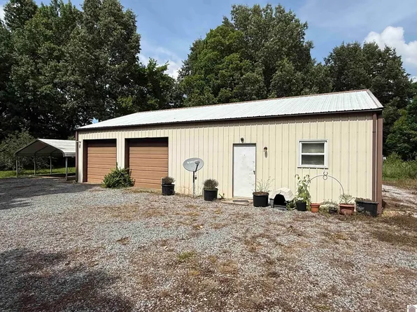 4275 Shar Cal Rd, Calvert City, KY 42029