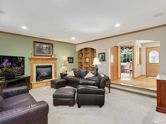 4th image of 21330 NE 149th St