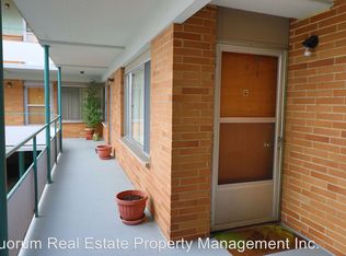 6550 Greenwood Ave N APT 12, Seattle, WA 98103