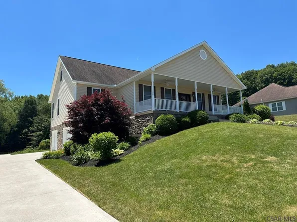 177 Hillcrest Ave, Davidsville, PA 15928