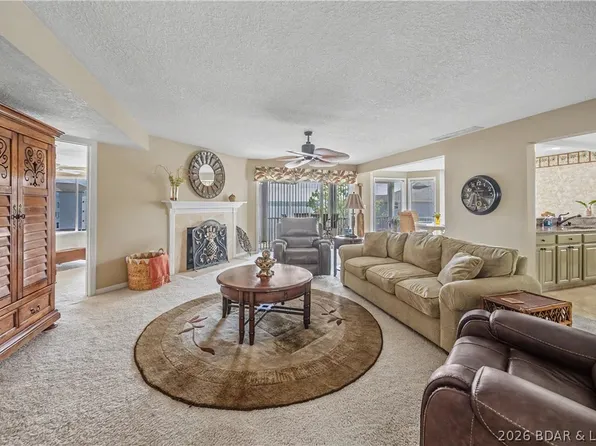 488 Regatta Bay Cir Unit 3D, Lake Ozark, MO 65049