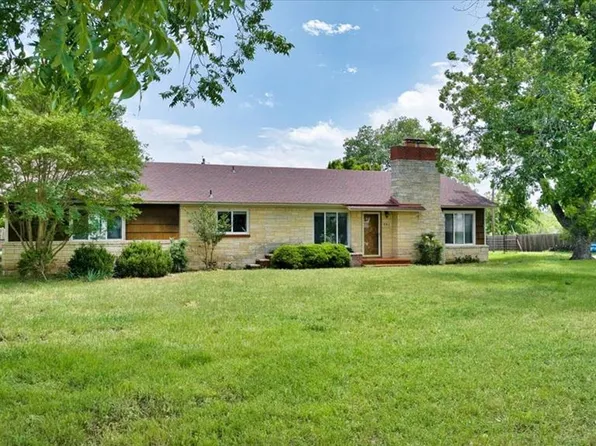 931 Doole St, Mason, TX 76856