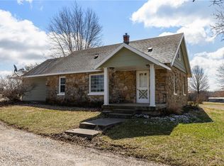28008 Pleasant Valley Rd, Wellsville, KS 66092