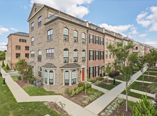 501 Triggerfish Dr #462, Oxon Hill, MD 20745
