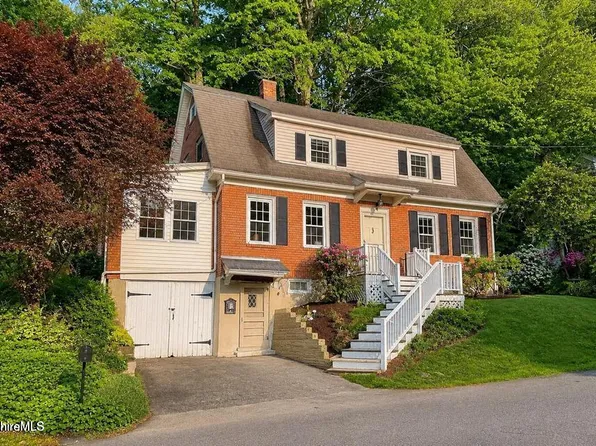 52 W End Ter, North Adams, MA 01247