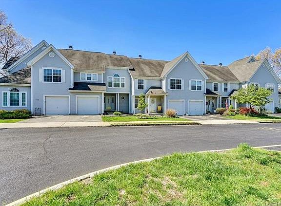 2nd image of 1703 Aqueduct Ct