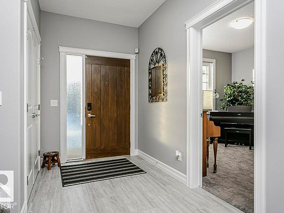 3rd image of 49 Wilson Close