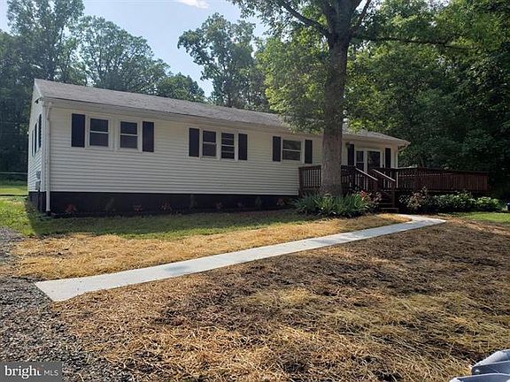 2nd image of 6520 Pinewood Ln